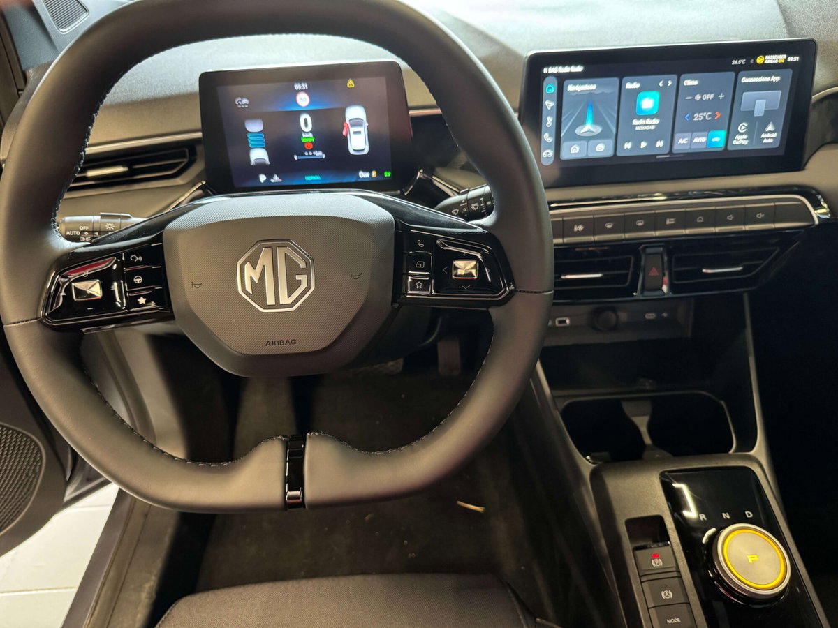 Mg MG3 1.5 hybrid+ Luxury auto (10)