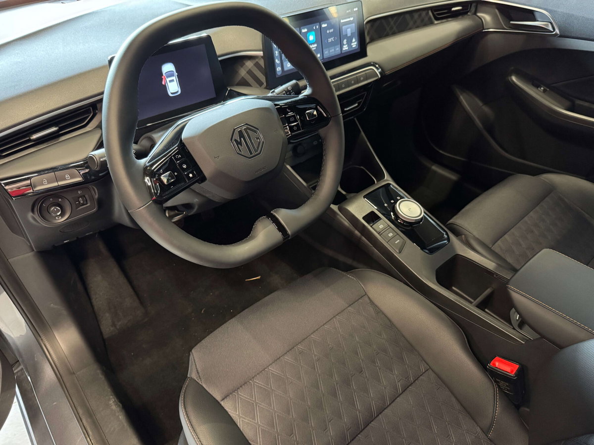 Mg MG3 1.5 hybrid+ Luxury auto (12)