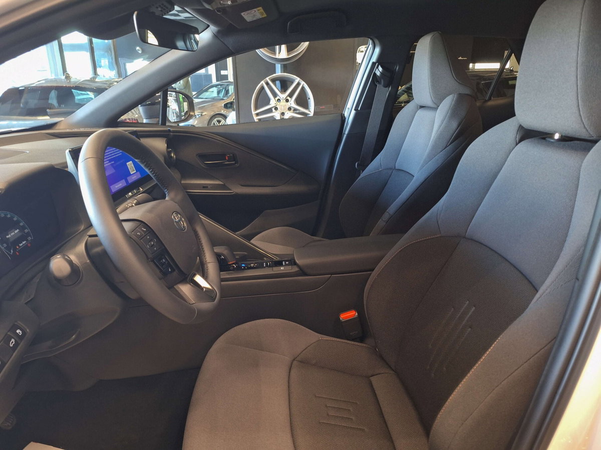 Toyota Toyota C-HR 1.8 hv Lounge fwd e-cvt (14)