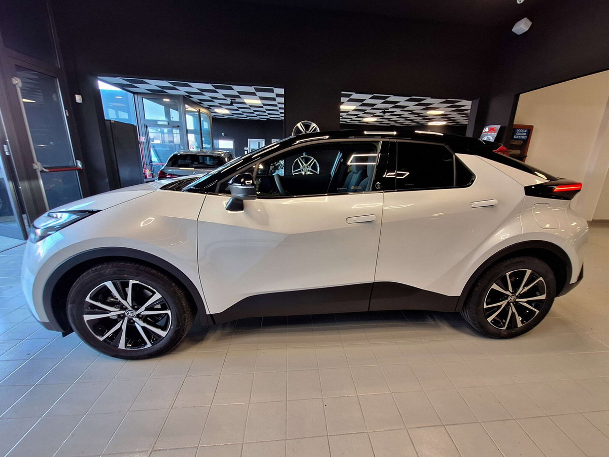 Toyota Toyota C-HR 1.8 hv Lounge fwd e-cvt (4)