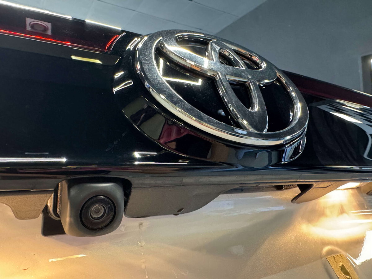 Toyota Yaris Cross 1.5h GR Sport Black Sky fwd 116cv e-cvt (10)
