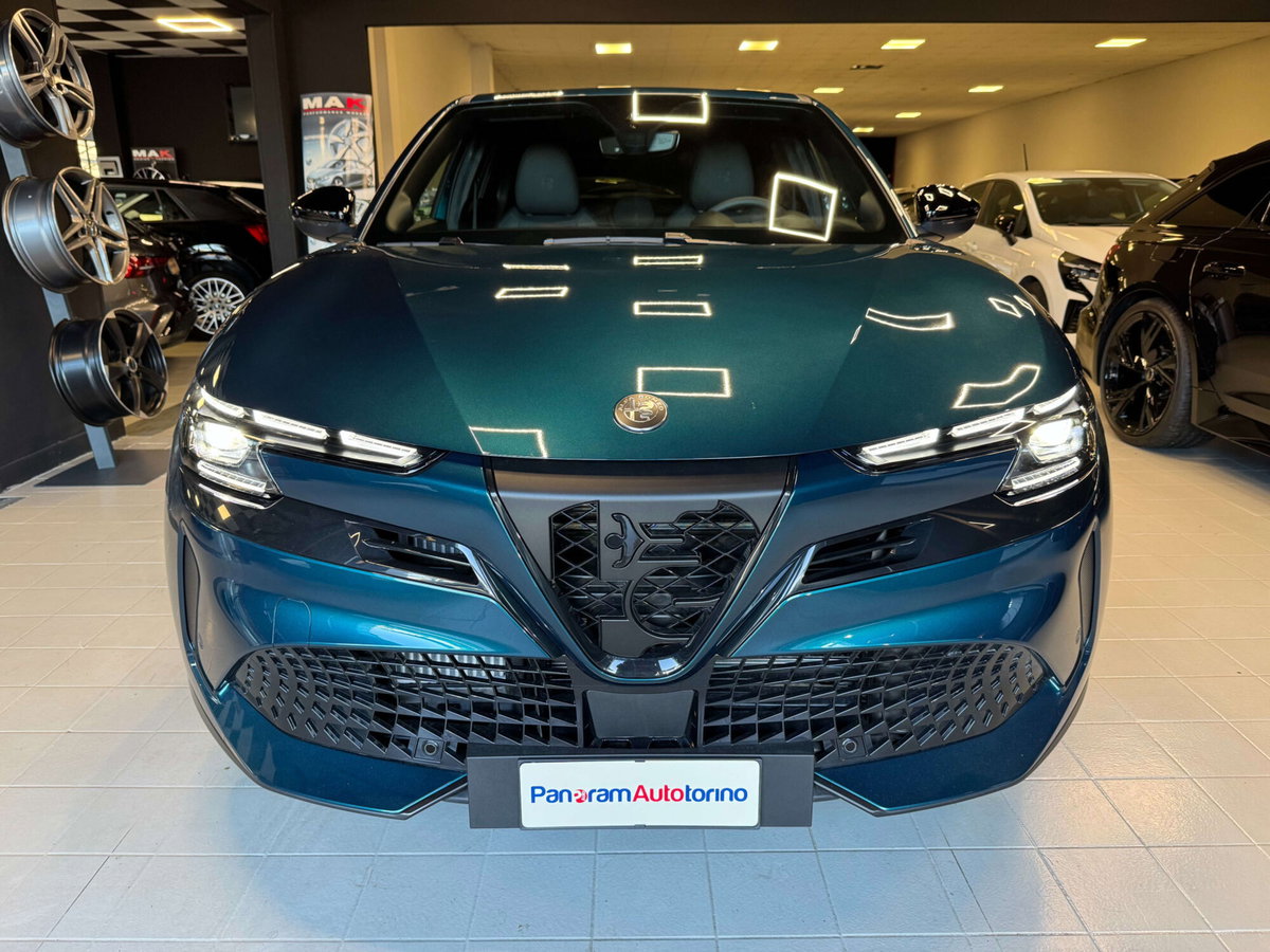 Alfa Romeo Junior 1.2 ibrida Speciale 145cv edct6