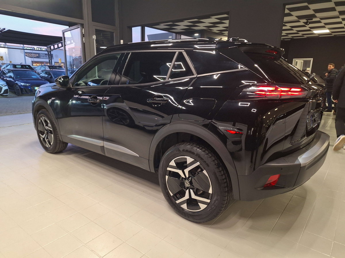 Peugeot 2008 PureTech 100 S&S Allure (5)