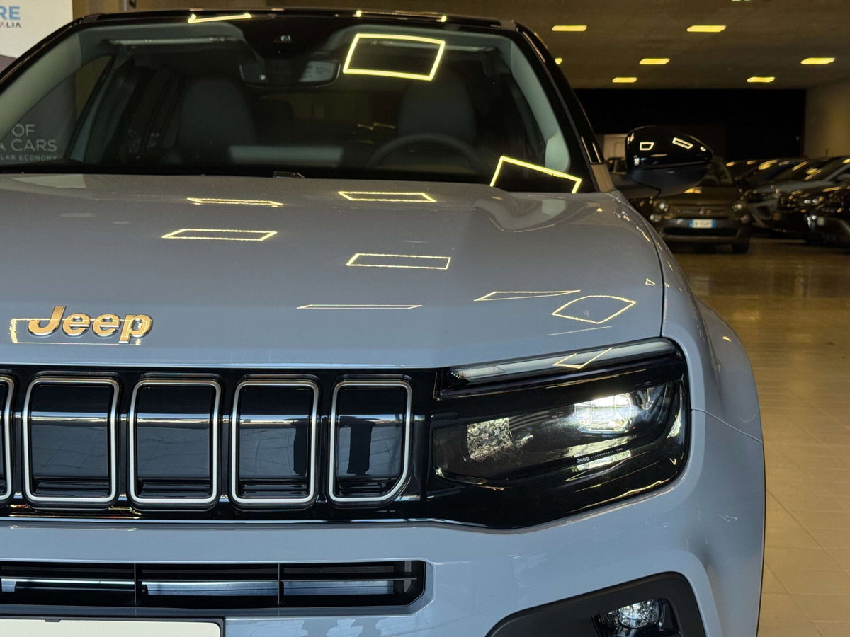 Jeep Avenger 1.2 turbo e-hybrid mhev Summit fwd 110cv edct6 (8)