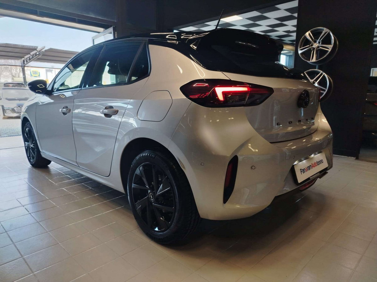 Opel Corsa 1.2 100 CV GS Line (3)