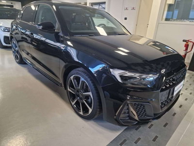 Audi A1 Sportback 30 1.0 tfsi Identity Black 116cv s-tronic usata