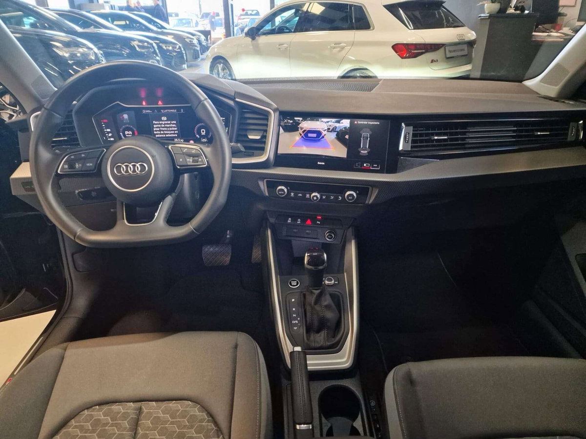 Audi A1 Sportback 30 1.0 tfsi Identity Black 116cv s-tronic (14)