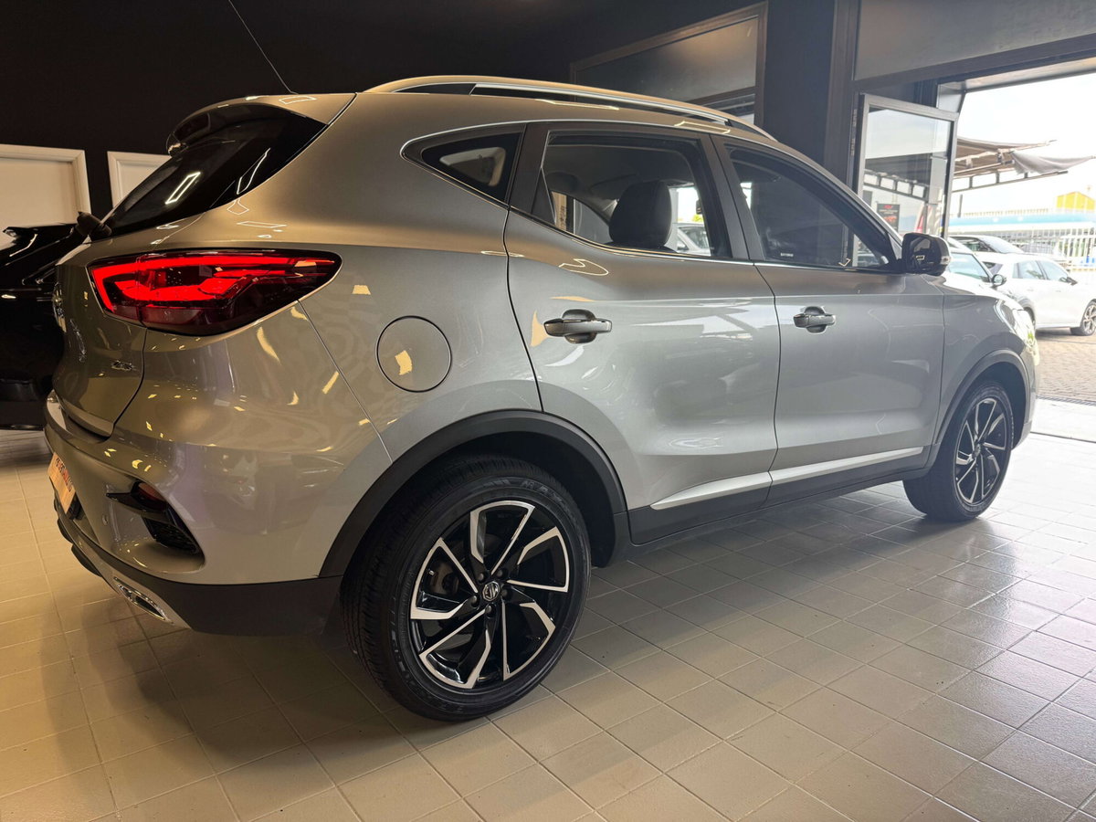 Mg ZS ZS 1.5 Luxury (6)