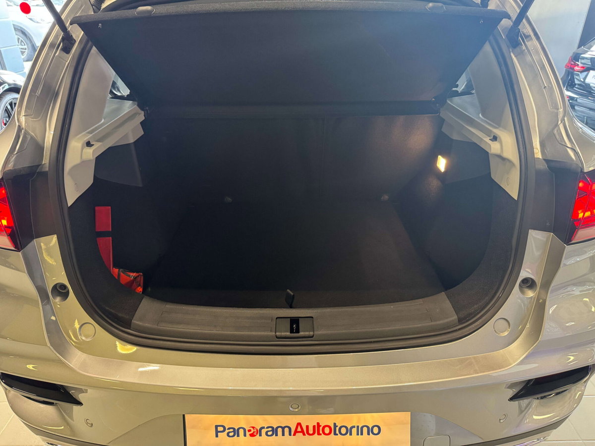 Mg ZS ZS 1.5 Luxury (8)