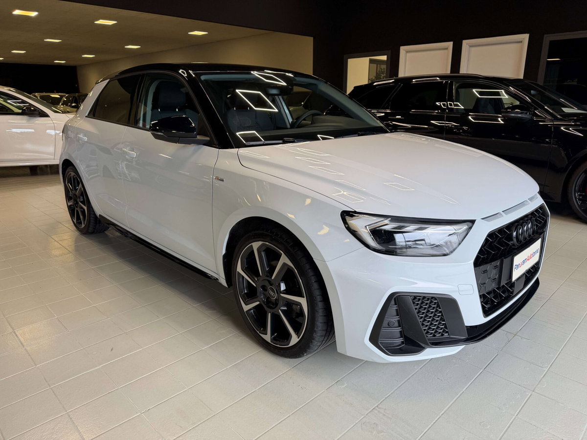 Audi A1 Sportback 30 1.0 tfsi Identity Black 116cv s-tronic (7)