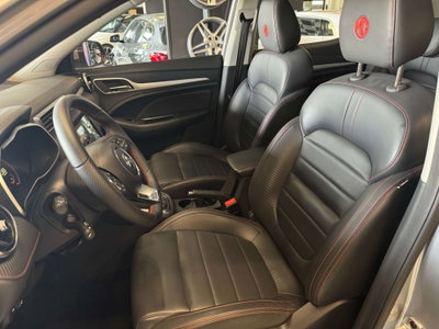 Mg ZS ZS 1.5 Luxury (17)