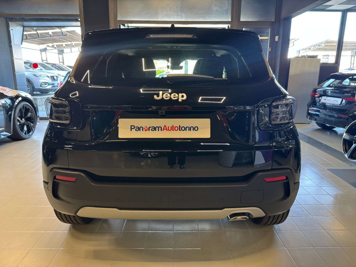 Jeep Avenger 1.2 turbo e-hybrid mhev Summit fwd 110cv edct6 (4)