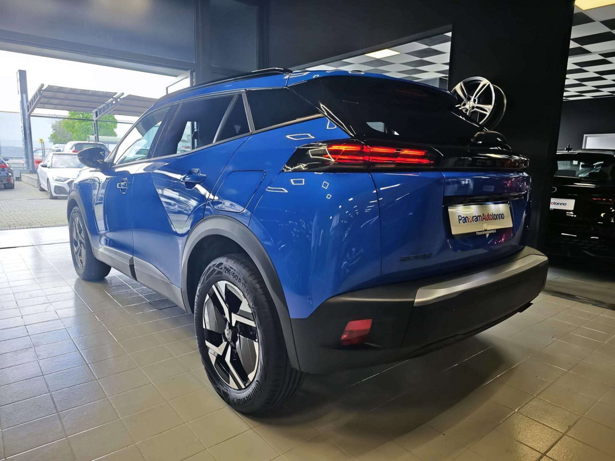 Peugeot 2008 PureTech 100 S&S Allure (3)