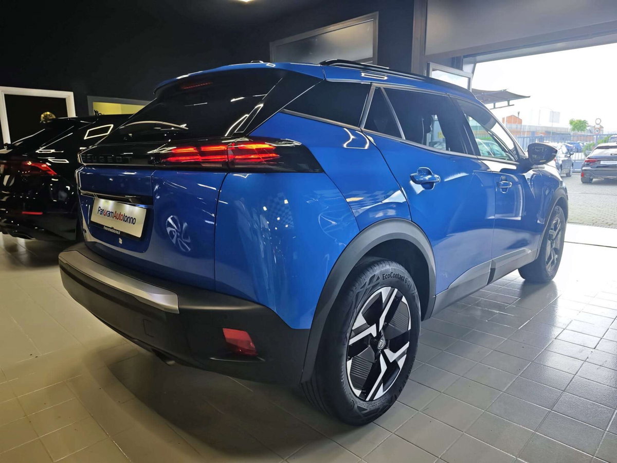 Peugeot 2008 PureTech 100 S&S Allure (5)