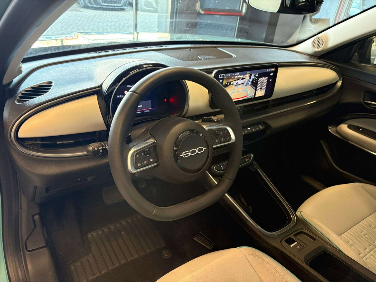 Fiat 600 1.2 hybrid La Prima 110cv auto (19)