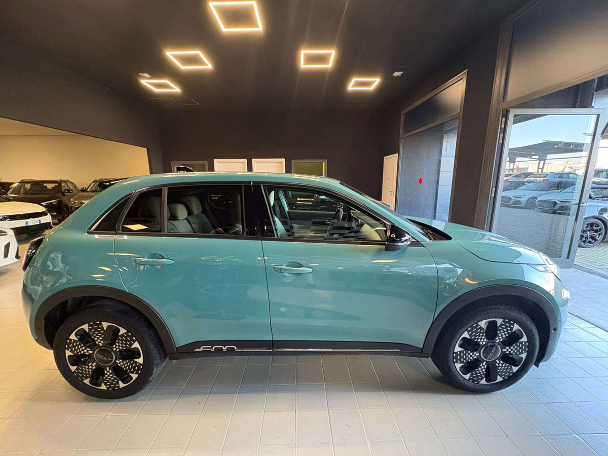 Fiat 600 1.2 hybrid La Prima 110cv auto (5)