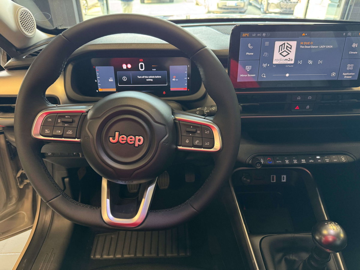 Jeep Avenger 1.2 turbo e-hybrid mhev Summit fwd 110cv edct6 (11)