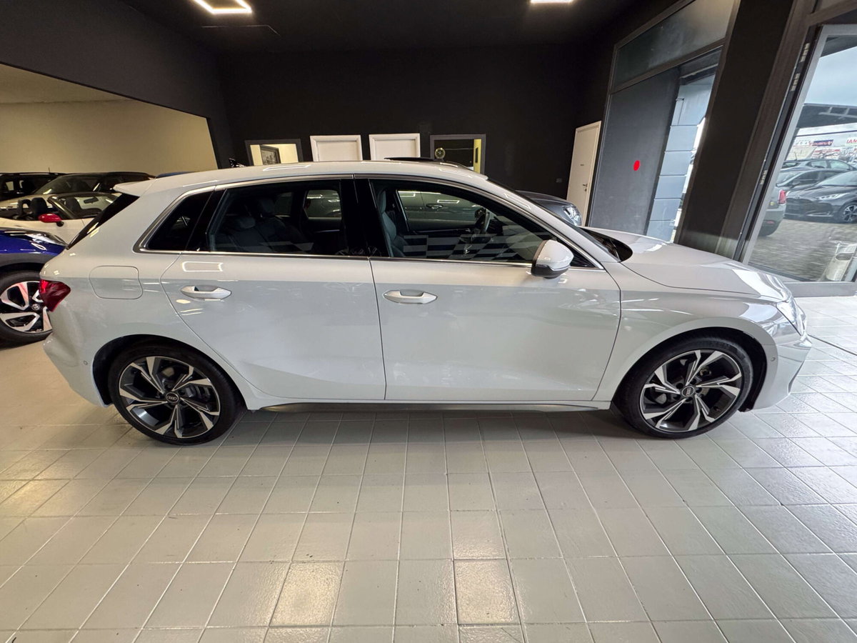 Audi A3 Sportback 35 TFSI S line edition (4)