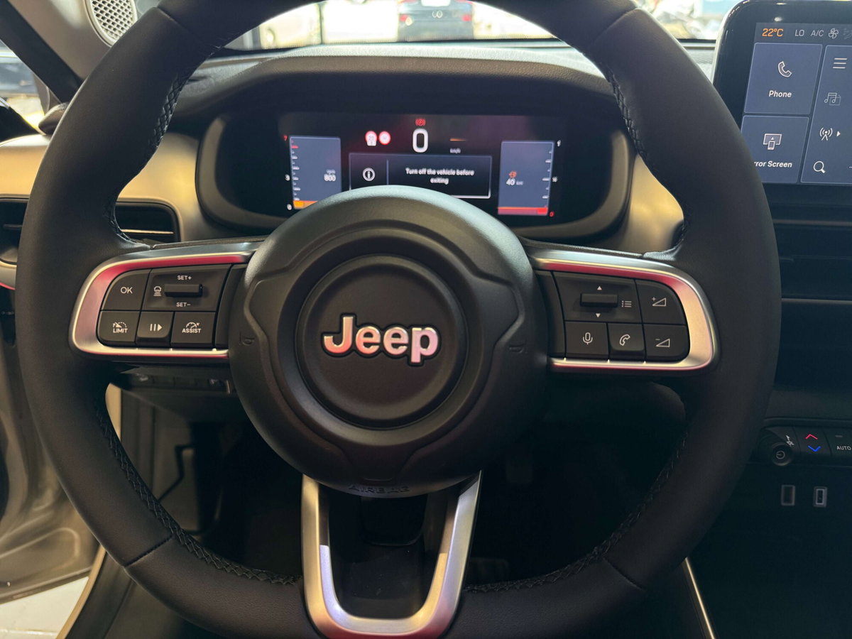 Jeep Avenger 1.2 turbo Summit fwd 100cv (14)
