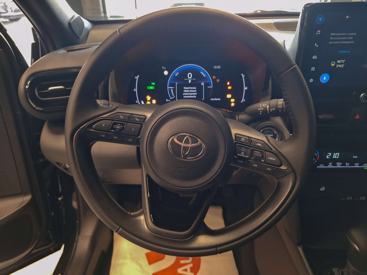 Toyota Yaris Cross 1.5h GR Sport Black Sky fwd 116cv e-cvt (9)