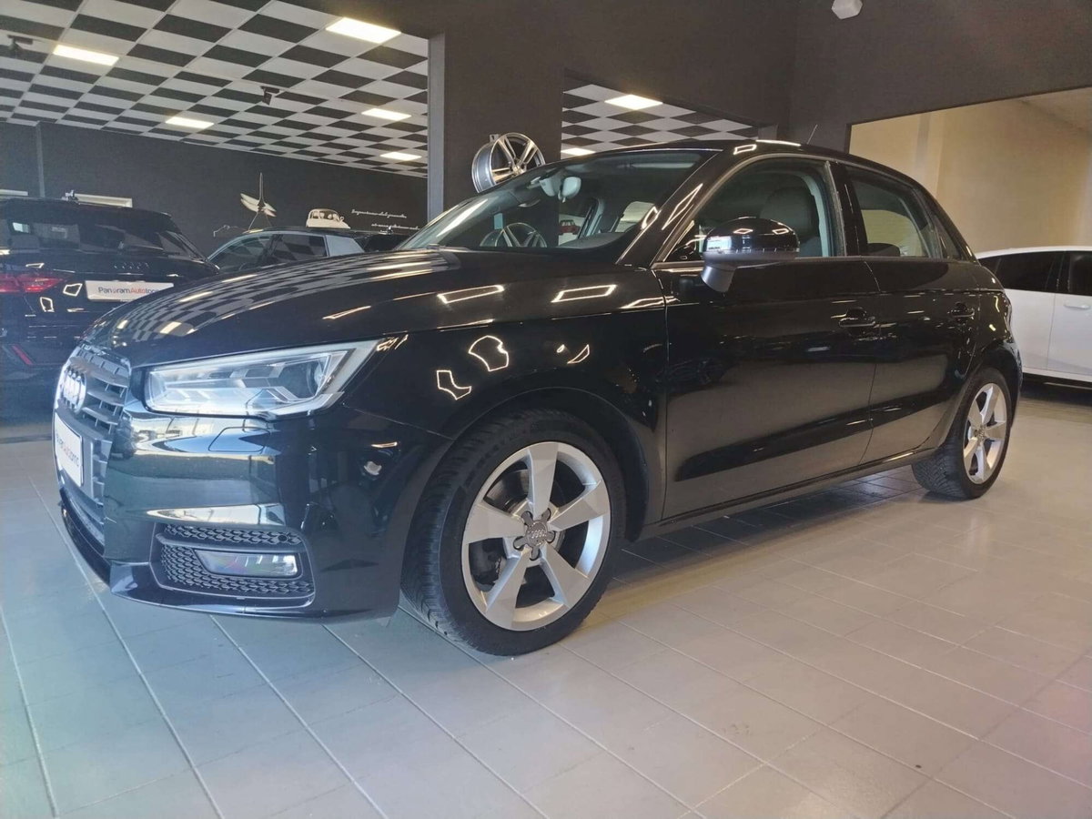 Audi A1 Sportback 1.6 TDI 116 CV Sport (2)