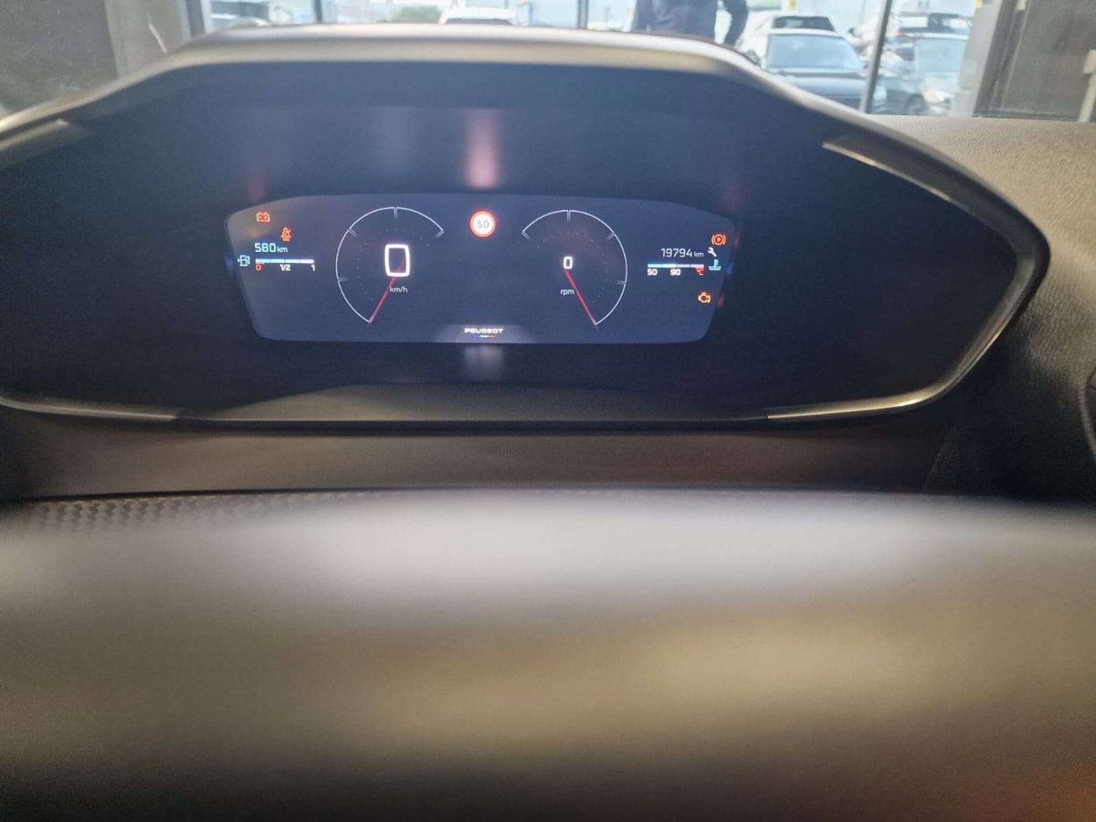 Peugeot 208 PureTech 100 Stop&Start 5 porte Allure (14)