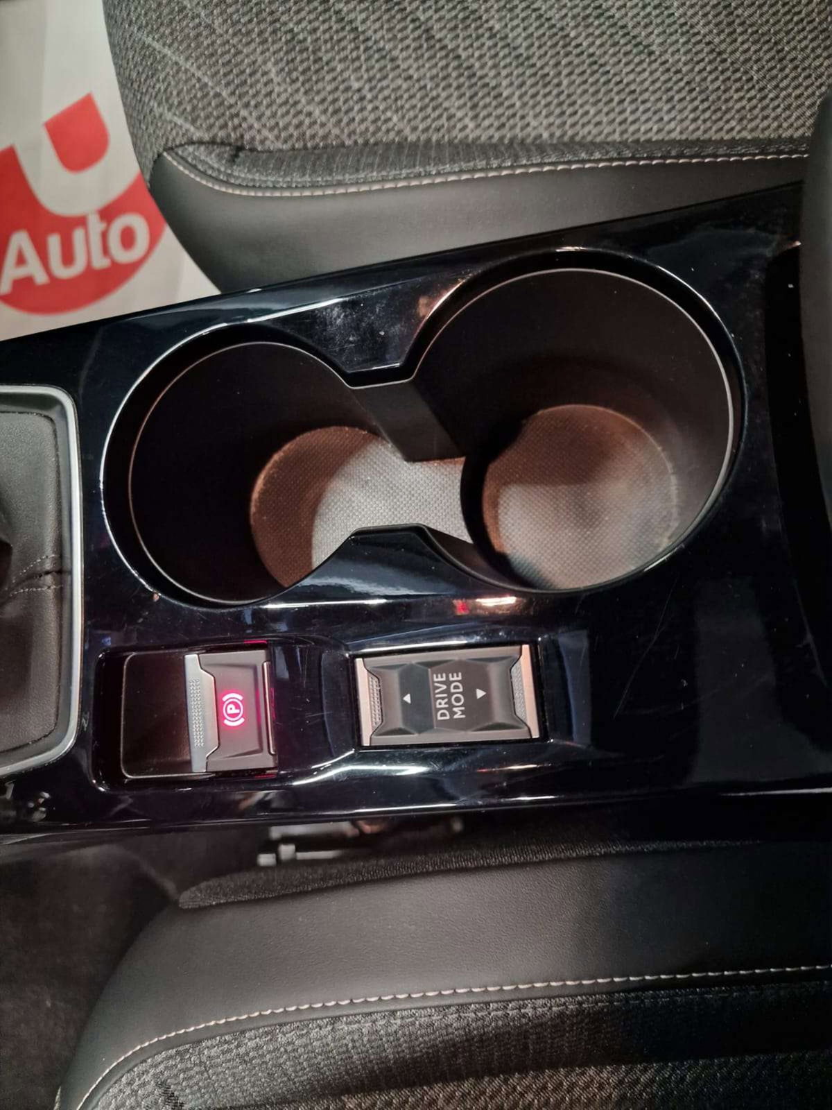 Peugeot 208 PureTech 100 Stop&Start 5 porte Allure (17)