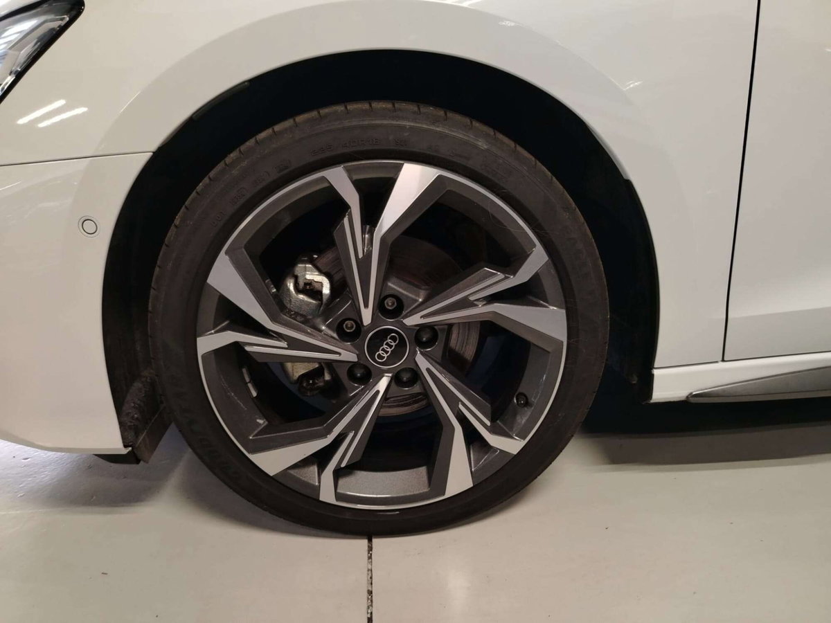 Audi A3 Sportback 2.0 tdi S line edition 150cv s-tronic (4)