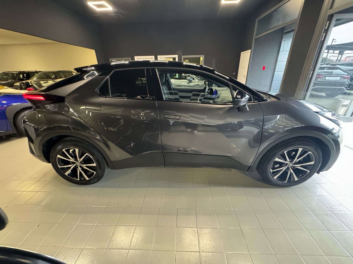 Toyota Toyota C-HR 1.8 hv Lounge fwd e-cvt (7)