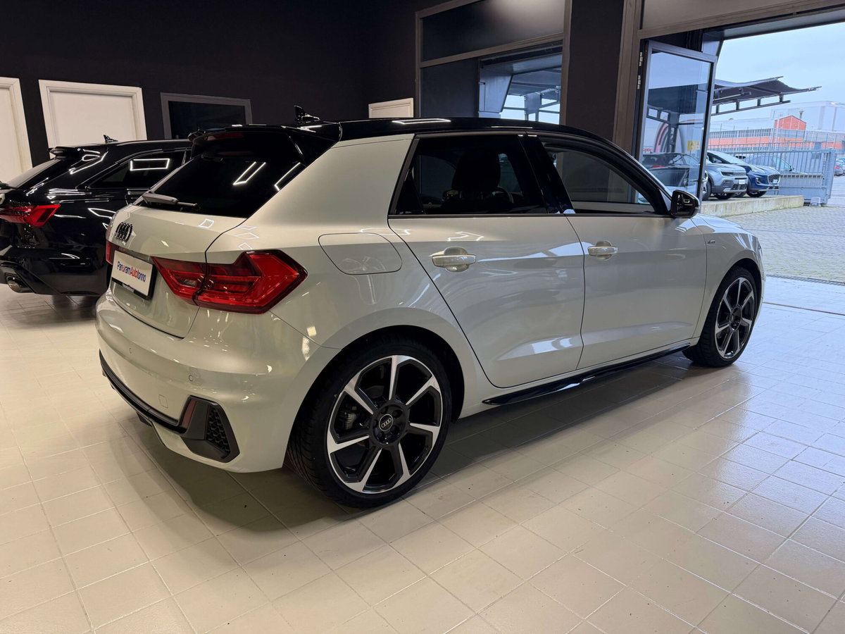 Audi A1 Sportback 30 1.0 tfsi Identity Black 116cv s-tronic (6)