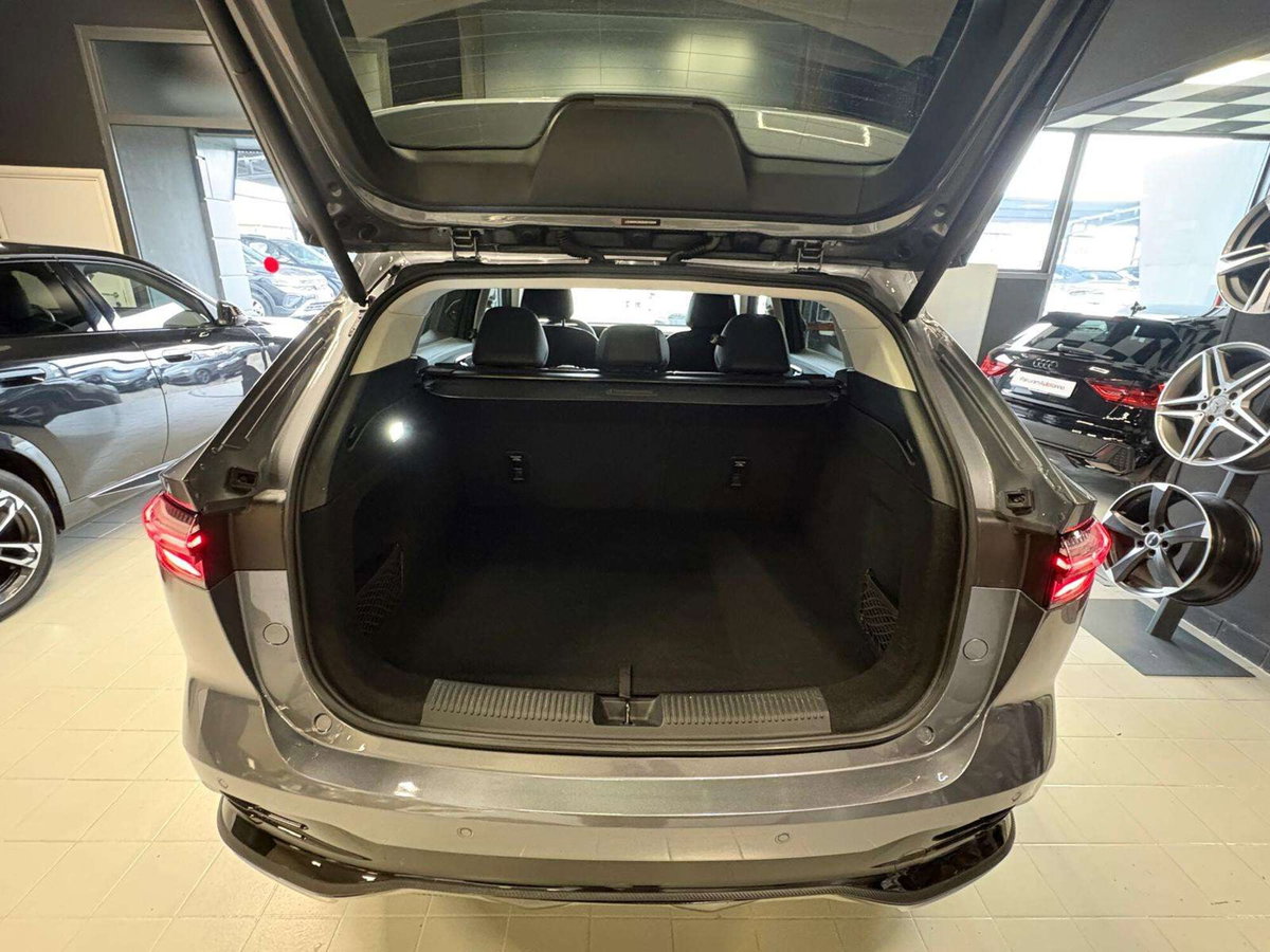 Mg HS 1.5 Luxury auto (10)