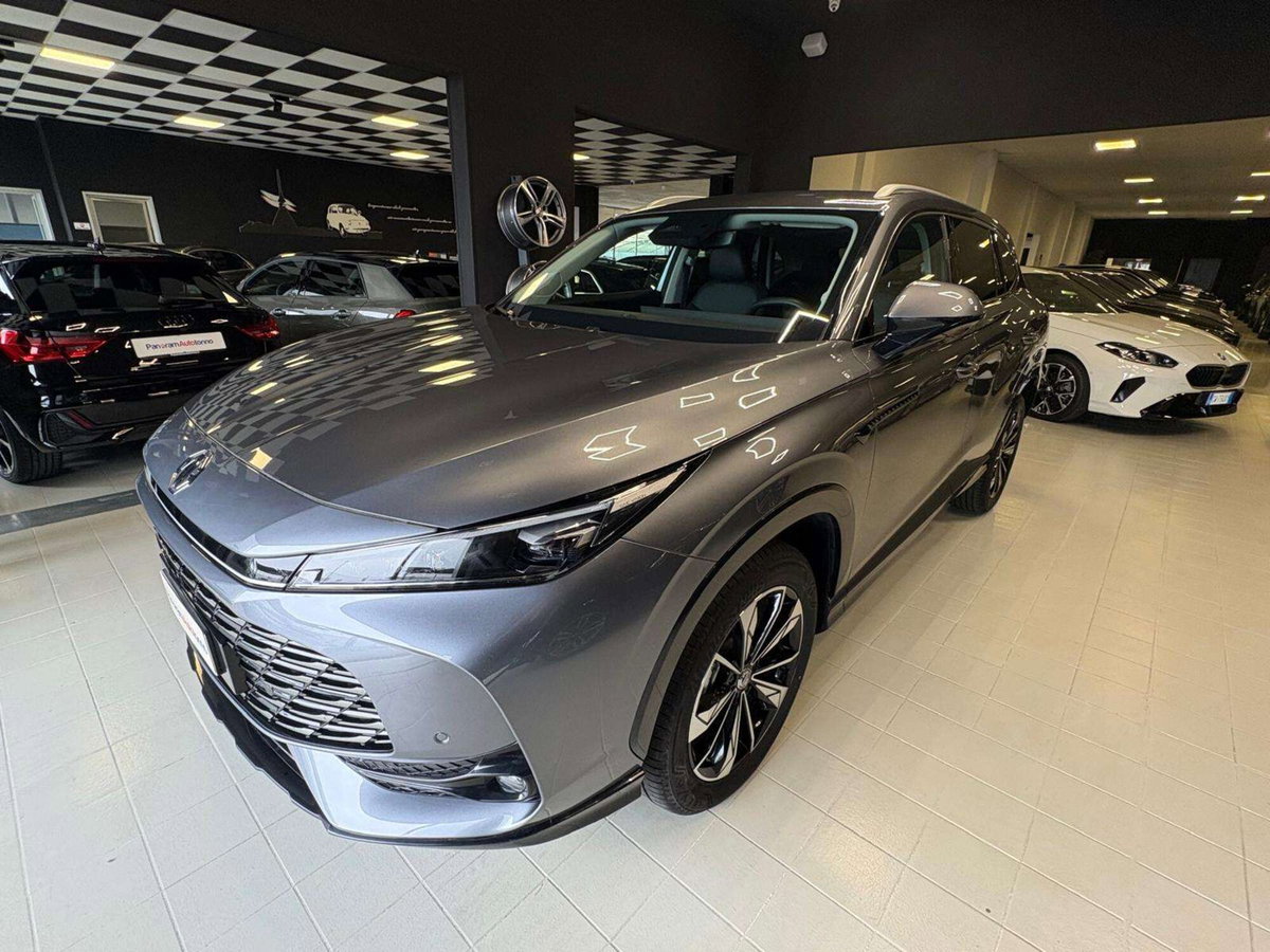 Mg HS 1.5 Luxury auto (2)