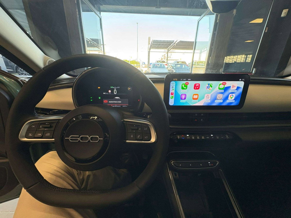 Fiat 600 1.2 hybrid La Prima 110cv auto (13)