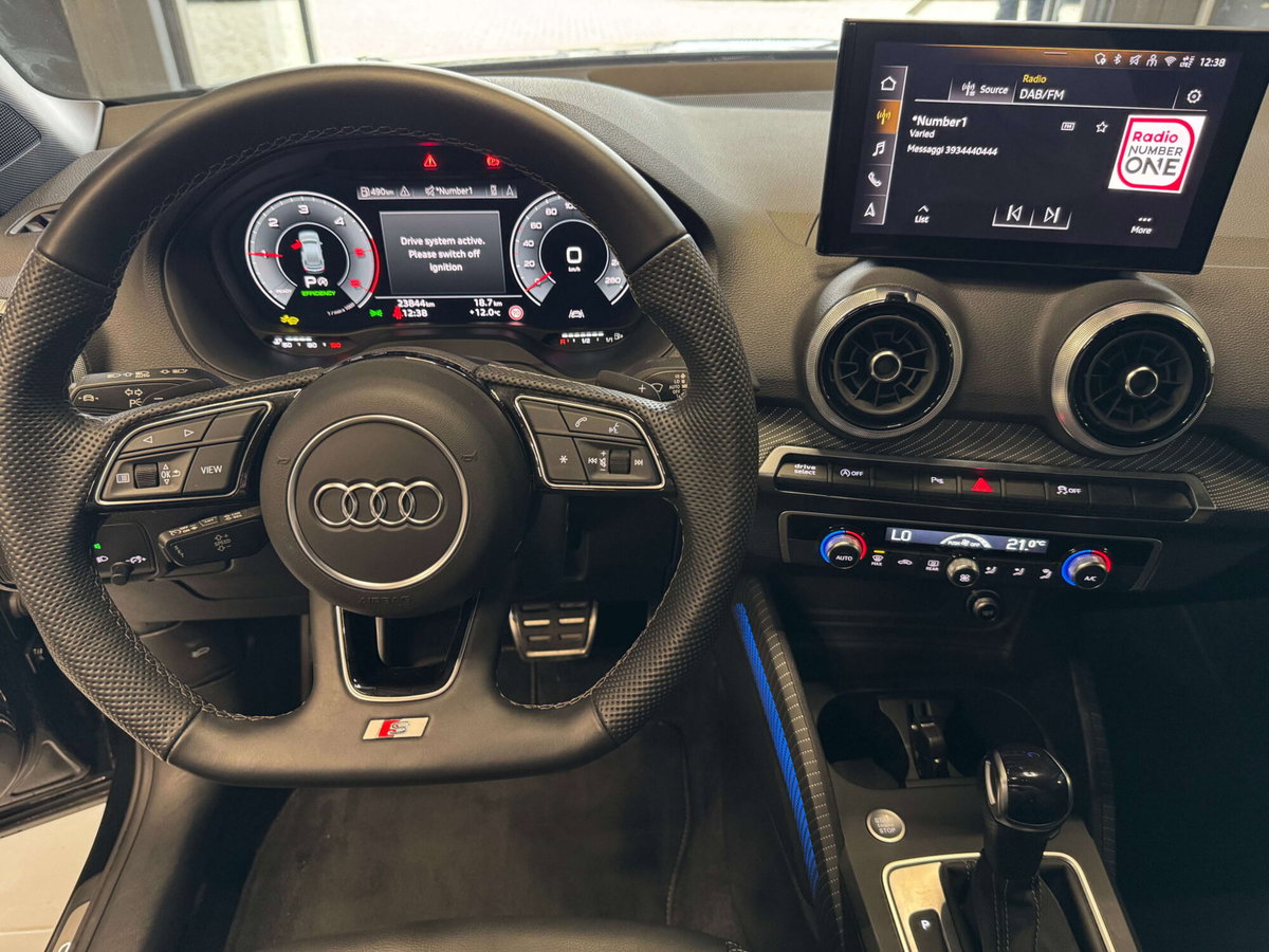 Audi Q2 35 2.0 tdi S line edition s-tronic (12)