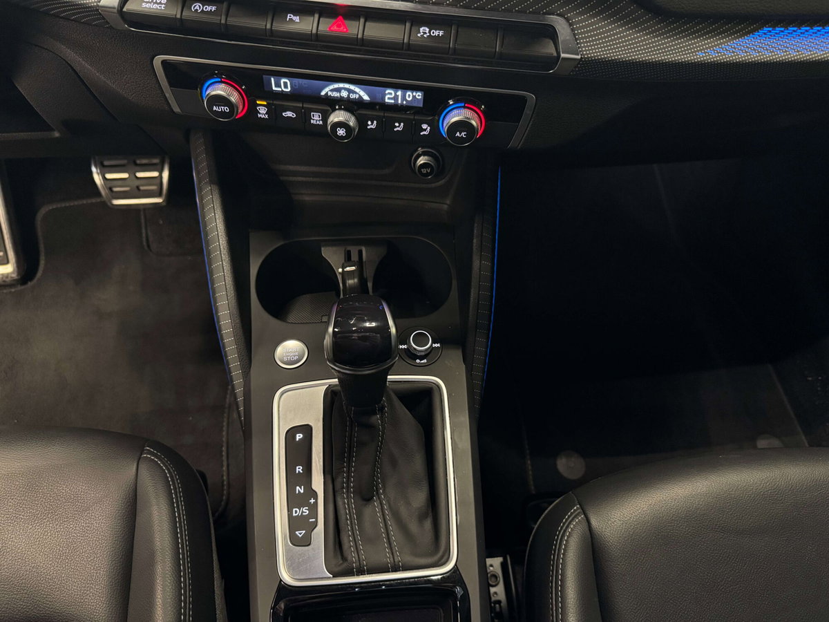 Audi Q2 35 2.0 tdi S line edition s-tronic (15)