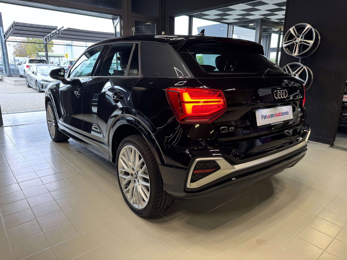 Audi Q2 35 2.0 tdi S line edition s-tronic (4)