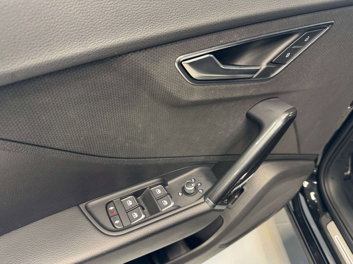 Audi Q2 35 2.0 tdi S line edition s-tronic (9)