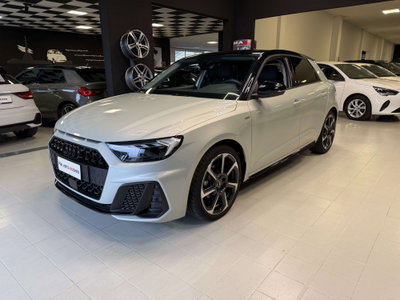 Audi A1 Sportback 30 1.0 tfsi Identity Black 116cv s-tronic (3)