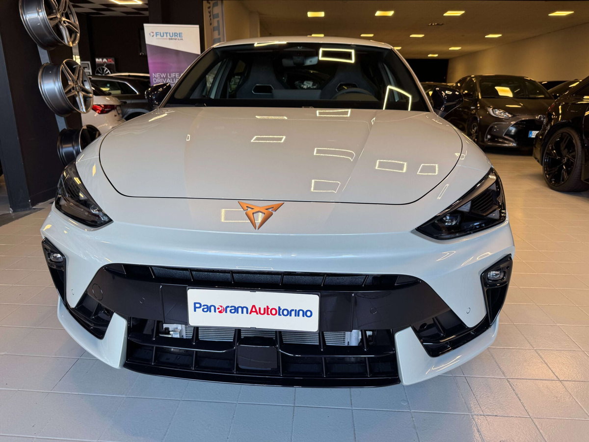 Cupra Leon Leon 1.4 e-HYBRID 204 CV DSG (2)