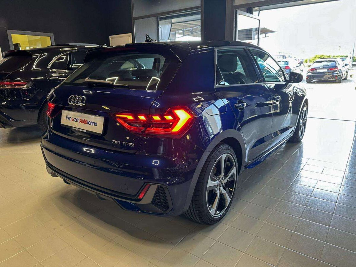 Audi A1 Sportback 30 TFSI S line edition (7)