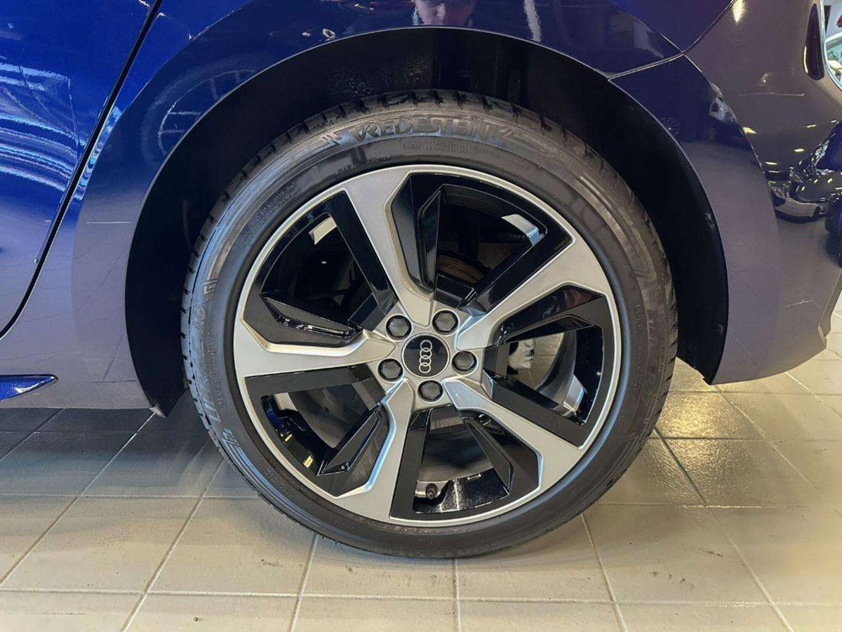 Audi A1 Sportback 30 TFSI S line edition (8)