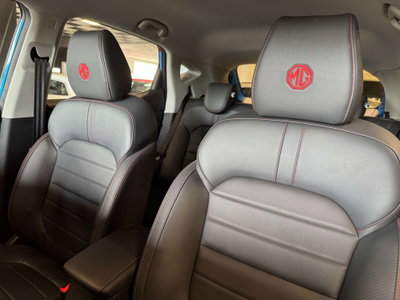 Mg ZS ZS 1.5 Luxury (15)