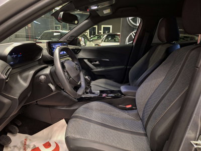 Peugeot 2008 PureTech 100 S&S Allure (11)