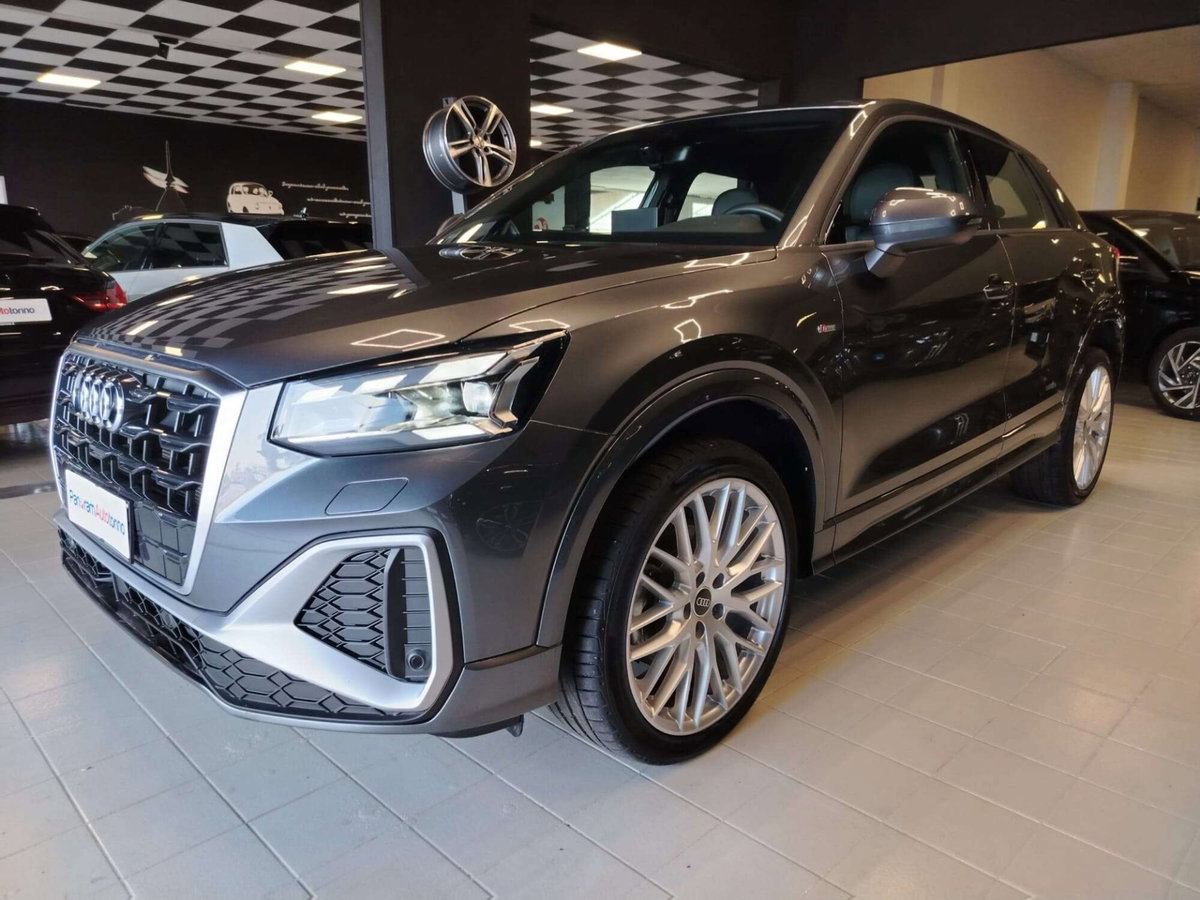 Audi Q2 35 2.0 tdi Identity Black s-tronic (3)