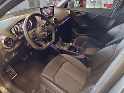 Audi Q2 35 2.0 tdi Identity Black s-tronic (8)