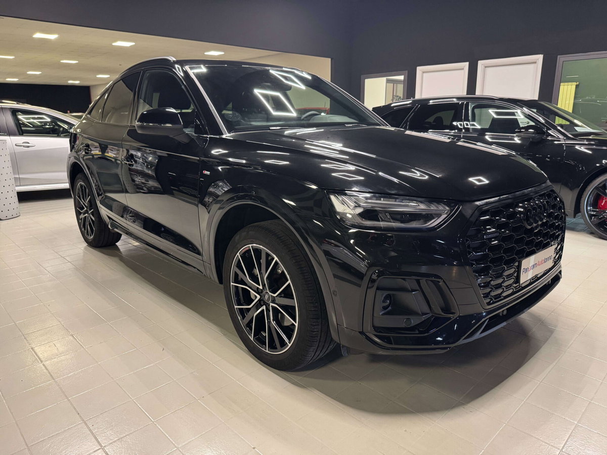 Audi Q5 Sportback 40 2.0 tdi mhev 12V Identity Black quattro s-tronic