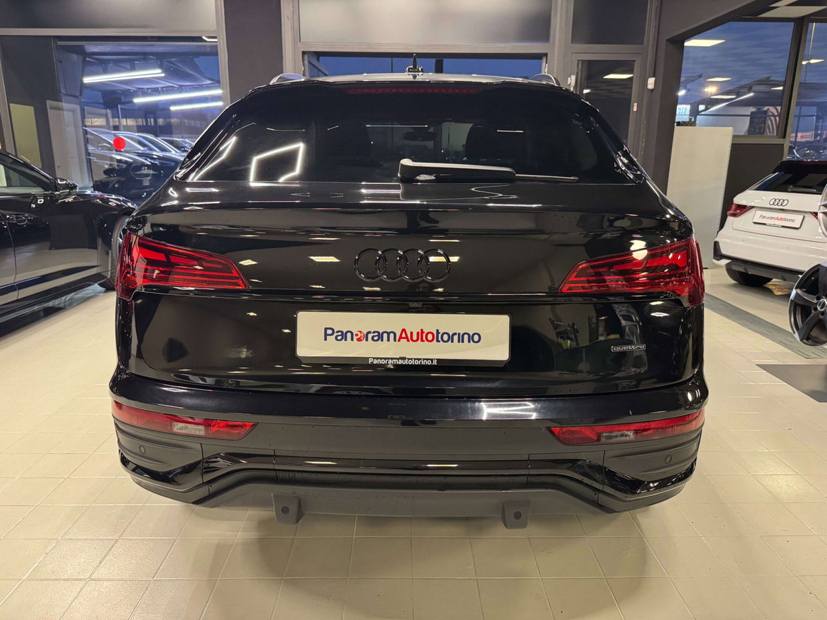 Audi Q5 Sportback 40 2.0 tdi mhev 12V Identity Black quattro s-tronic (6)
