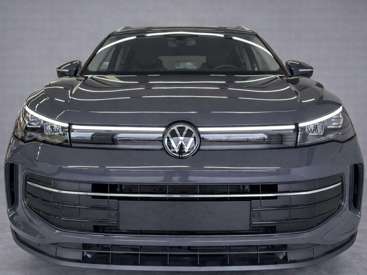 Volkswagen Tiguan 1.5 etsi R-Line 150cv dsg (2)