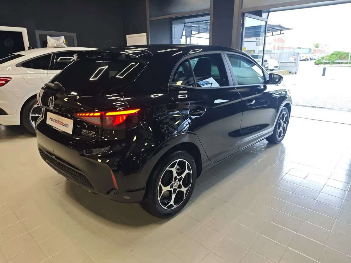 Mg MG3 1.5 hybrid+ Luxury auto (3)