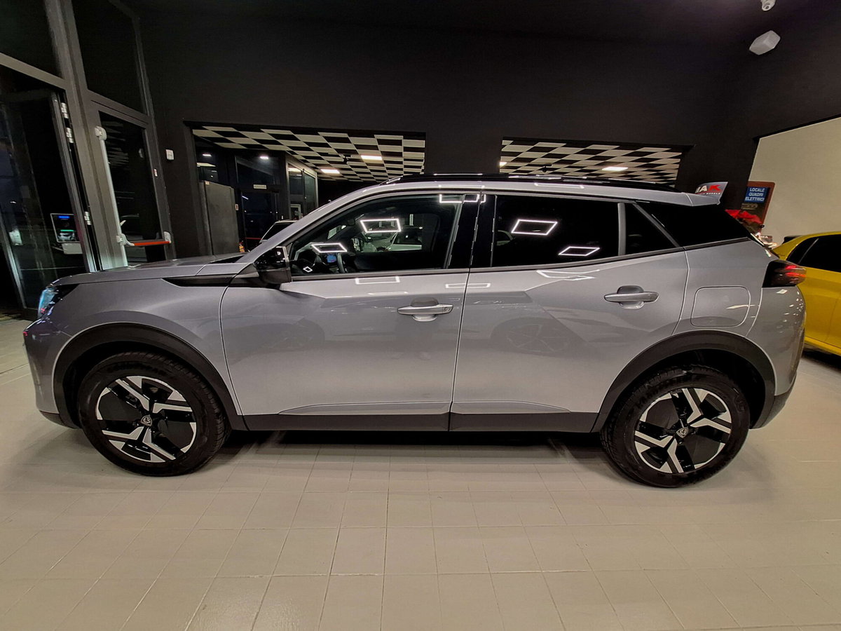 Peugeot 2008 PureTech 100 S&S Allure (3)